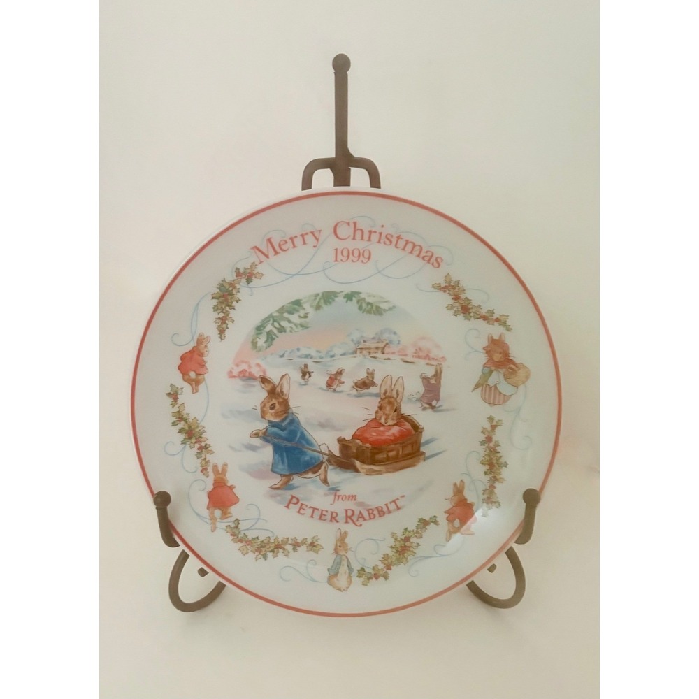 Vintage WEDGEWOOD Peter Rabbit Christmas 1999 Plate Beatrix Potter England 8"